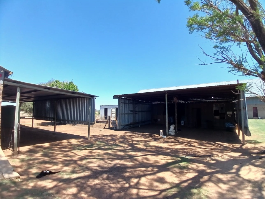 3 Bedroom Property for Sale in Bloemhof Rural North West